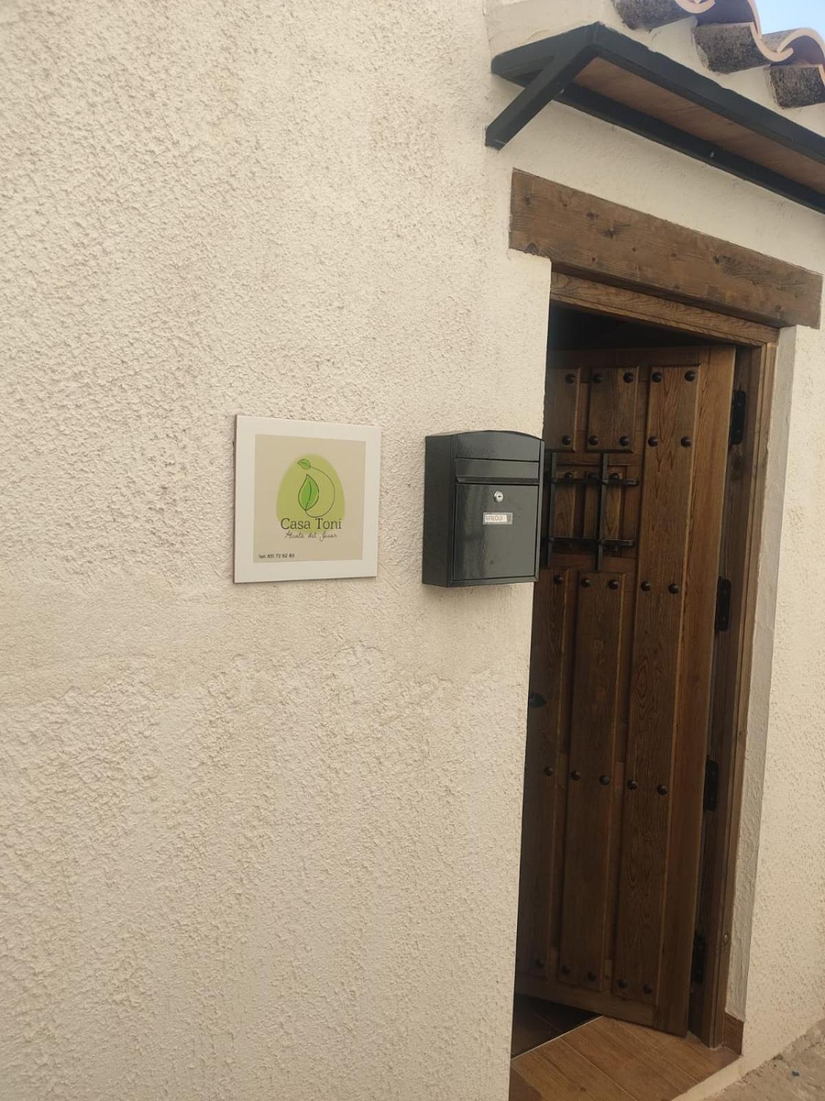 Estudio O Apartamento Toni Алкала дел Хукар Екстериор снимка